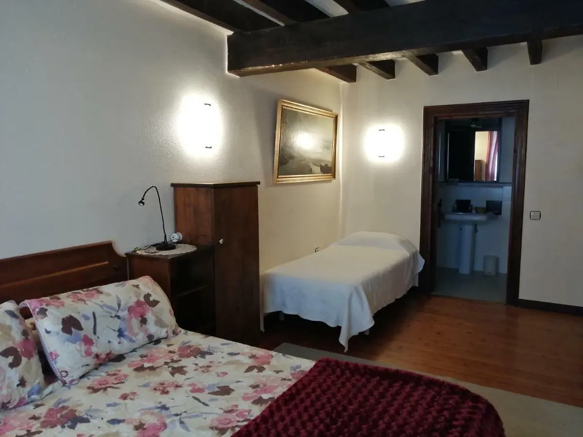 Agroturismo Iturbe Axpe de Busturia 0*,  Spain